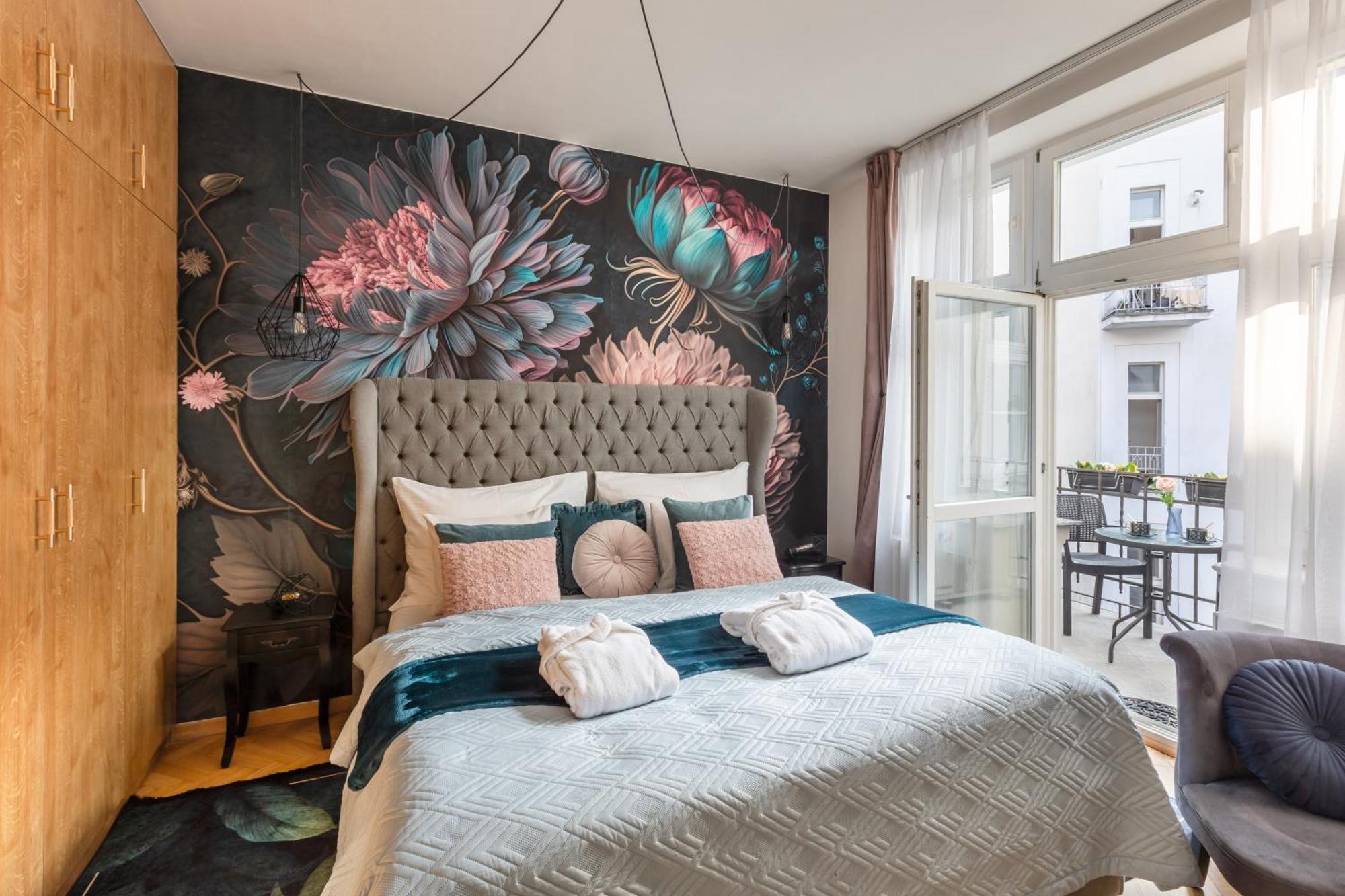 Decadent Art Deco Balcony Apartment In Old Town Praag Buitenkant foto