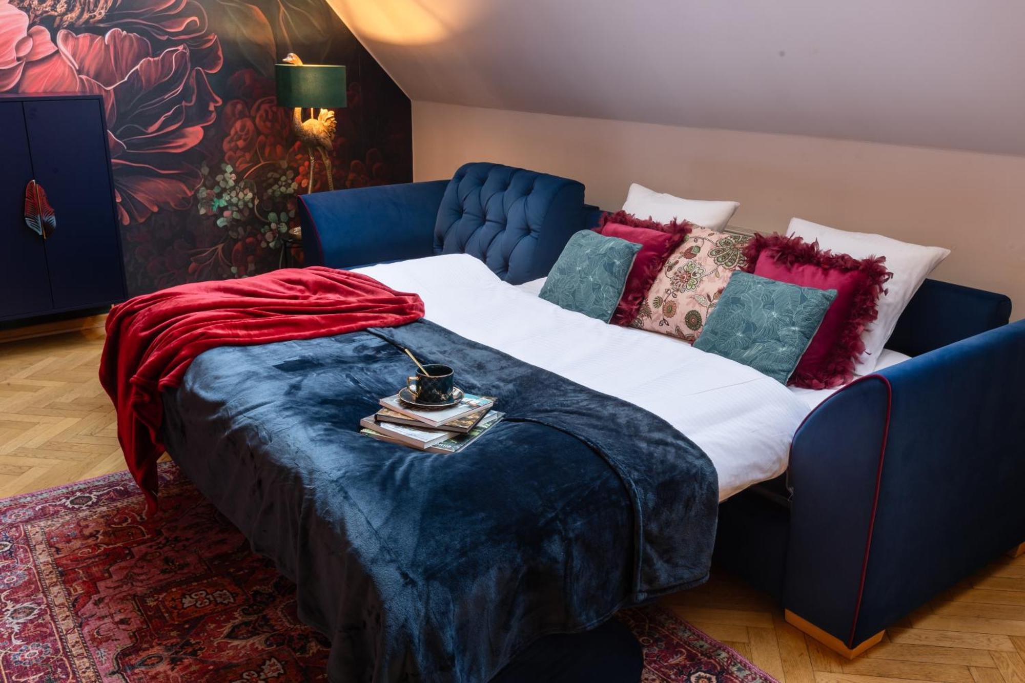Decadent Art Deco Balcony Apartment In Old Town Praag Buitenkant foto