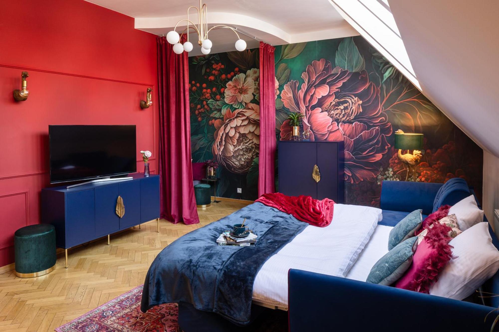 Decadent Art Deco Balcony Apartment In Old Town Praag Buitenkant foto